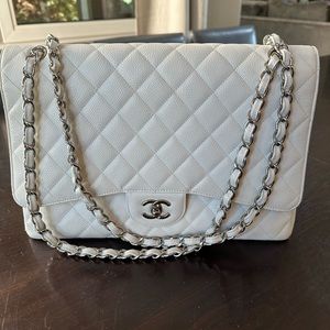 vintage chanel maxi flap bag caviar